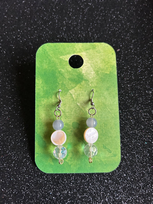 Suncatching blue shell dangle